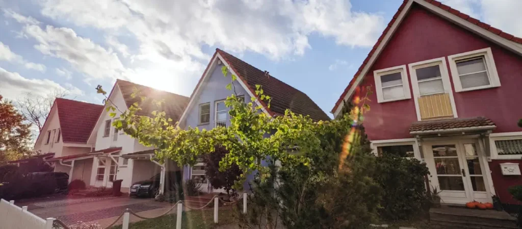 Property valuer conducting a home valuation in Northern Territory